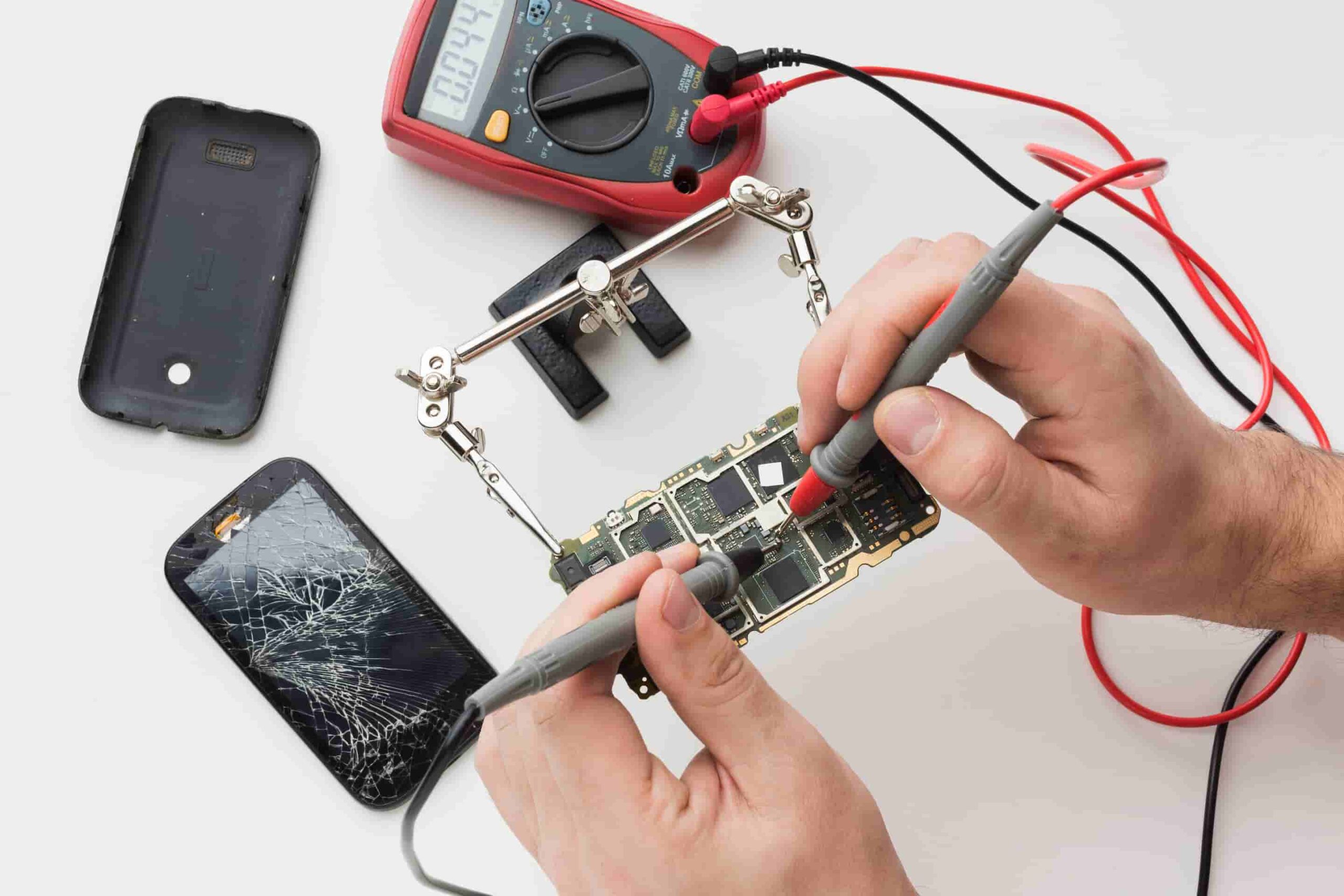 close-up-circuit-board-repair (1)