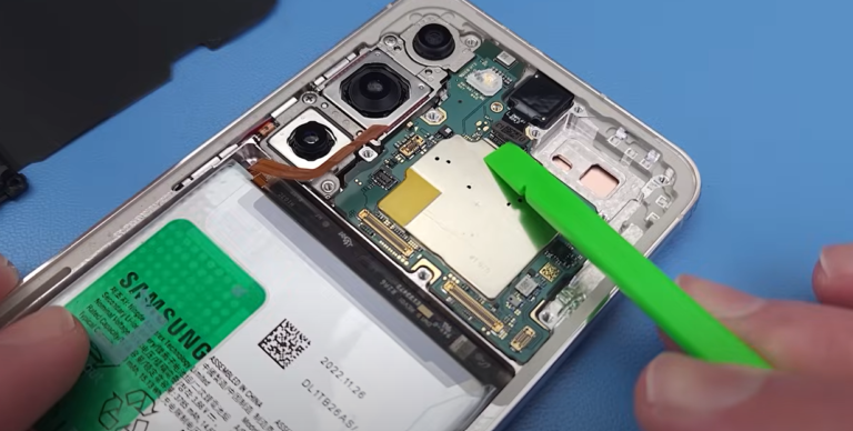 Samsung S23 Battery Replacement in Witham